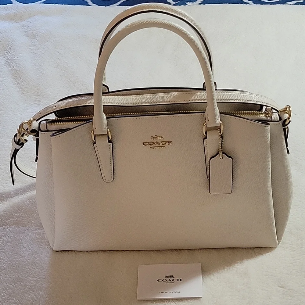 🌸HOST PICK🌸COACH MINI - LILLIE CARYALL BAG - Picture 11 of 16